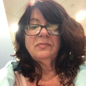 Meet your Posher, Denise